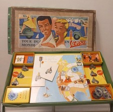 " Tour Du Monde En Vespa "