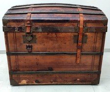 MALLE COFFRE BOMBEE CUIR SUR