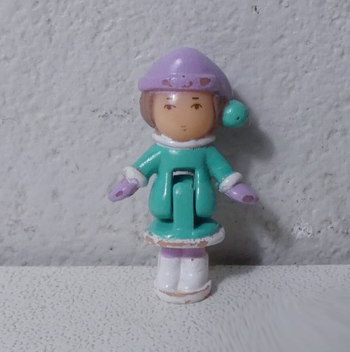 Polly pocket ski lodge - 1993,