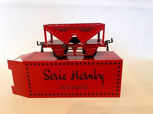 Hornby hachette wagon rouge - hachette,