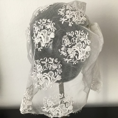 Bonnet ancien broderie - bonnet,
