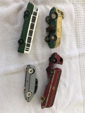 Lot de 4 véhicules