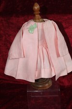 Rare petit ensemble robe et manteau pour poupée ancienne (Haute couture)