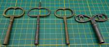 lot 4 clefs horloge, pendule