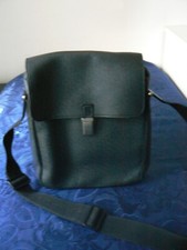 SACOCHE SAC BANDOULIERE SANGLE HOMME LOUIS VUITTON KURGAN CUIR TAIGA AUTHENTIQUE