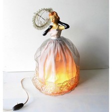 Lampe avec buste de femme en
