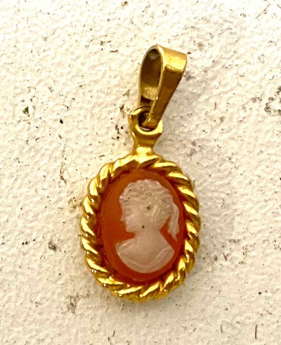 Bijou ancien petit pendentif - ancien,