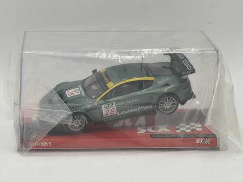 Slot car scx aston - car, 1/32