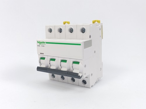 Schneider electric a9f94432 - schneider,