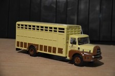 1/43 Ixo Unic ZU 66 TB