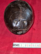 noix de coco gravée monstre