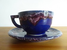 Grande tasse avec soucoupe