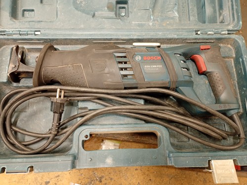 Bosch professional gsa 1300 - professional,