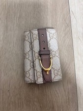 Étui à clés beige rose logo