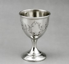 Joli Coquetier En Argent