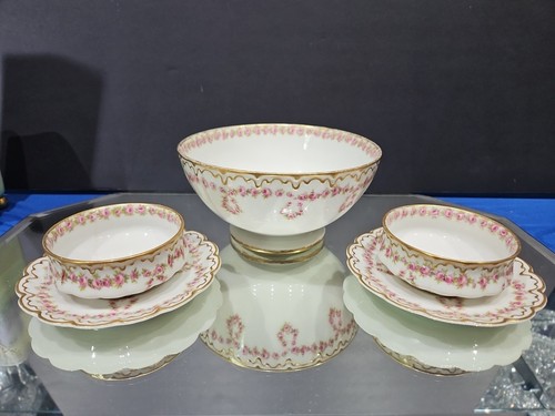Footed bowl ramekins - footed,