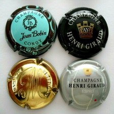 lot de 4 capsules de champagne : Henri GIRAUD. Jean BOBIN. MOUTARDIER