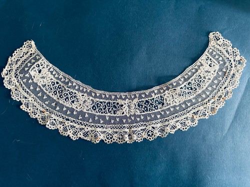Ancien col dentelle a - dentelle,