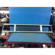 GRILLE ISUZU TROOPER (84-92)