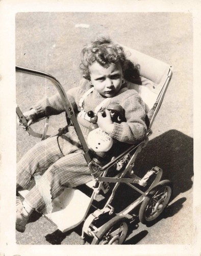 Ancienne photographie jeune - ancienne,
