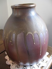 Vase signé POINTU en grès