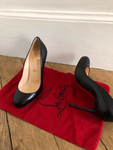 Chaussures talons louboutin - à,