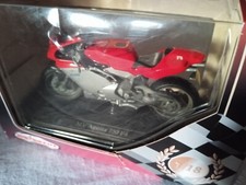 Moto miniature MV Agusta 750 F4 Majorette au 1/18