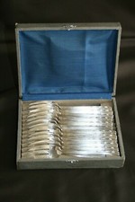 12 fourchettes à dessert