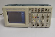 Tektronix Tds 2022 Oscilloscope Numérique À Deux Canaux (Pls119)