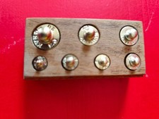 rare boite de 7 poids en