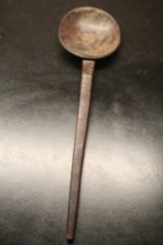 Cuillère  en bois   ou  louche ancienne monoxyle