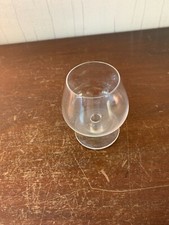 21 verres à Cognac en cristal de Saint Louis (prix à la pièce)