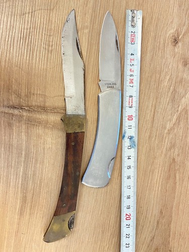 Lot couteaux pliants - lot,