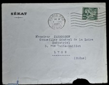 Enveloppe Avec Timbre Perforé