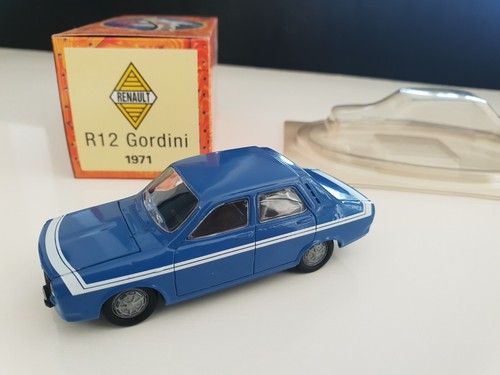 Voiture renault gordini - voiture,