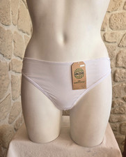 String blanc modèle Micro