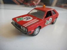 Schuco VW Volkswagen Scirocco #8 en rouge au 1:43