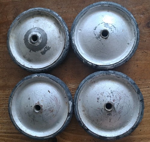 Vintage soap box car wheels - box,