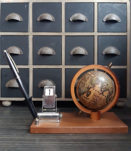 Ancien calendrier dateur - , de