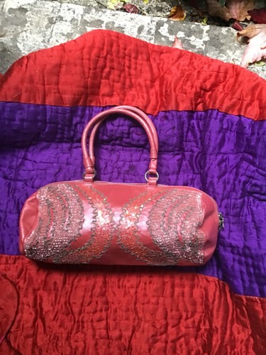 Pochette cuir brodé perles - cuir,