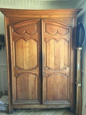 Superbe armoire Louis XV