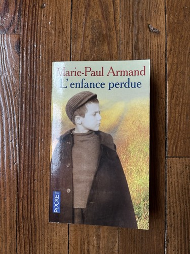 Livre enfance perdue - livre,