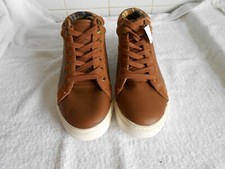 BOTTES/BASKETS MARRON À