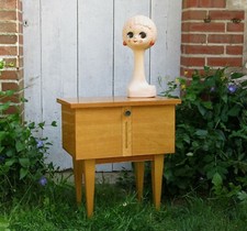 STRAFOR, joli chevet ancien, table de chevet Strafor, vintage, design, STRAFOR .