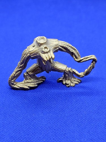 The patient motionless gold - patient,