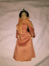 POUPEE DISNEY EN PORCELAINE JASMINE EN HAILLONS D ALADDIN 17 CM
