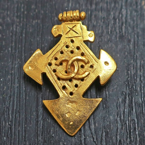 Broche vintage chanel - broche,