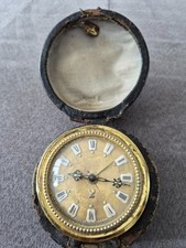 REVEIL DE LUXE JAZ .DE VOYAGE ANNÉE 1970.COFFRET CUIR.