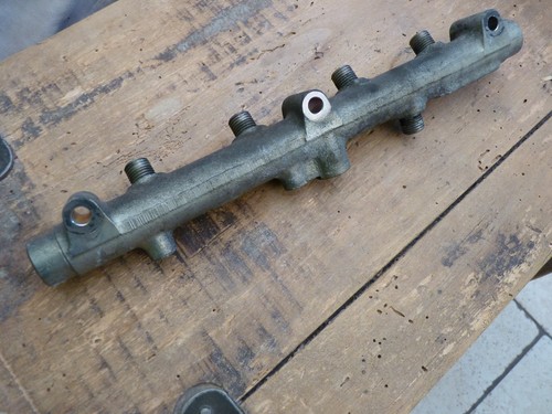 Peugeot 607 rampe injection - rampe,