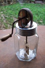 Ancienne Baratte à Beurre 2 Litre en Verre " Fleur de Lys " Paris Nova Déposé.